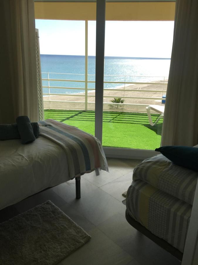 Apartamento En Primera Linea/Beachfront Apartment Fuengirola Extérieur photo