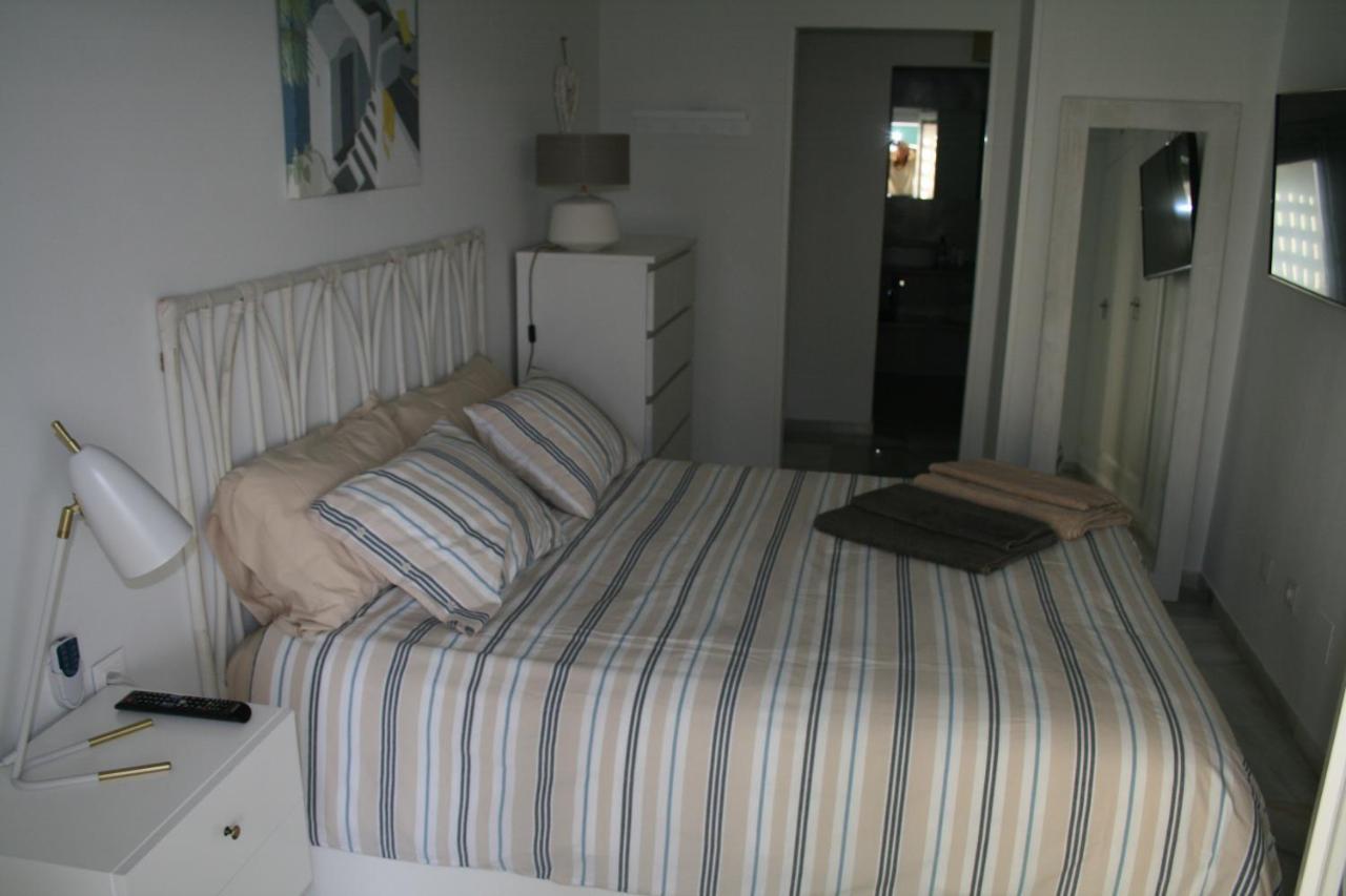 Apartamento En Primera Linea/Beachfront Apartment Fuengirola Extérieur photo